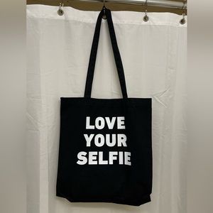 Love Your Selfie Bag!